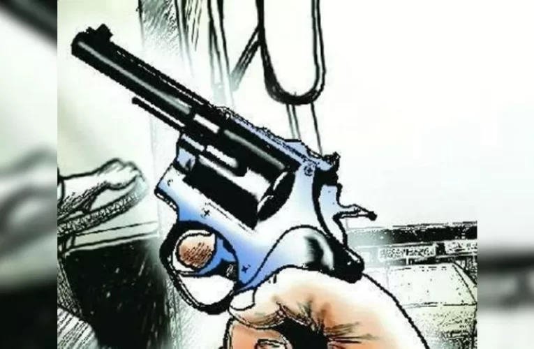 ठाकुरगंज में हर्ष फायरिंग मामले में गिरफ्तारी, 4 अभियुक्तों को पुलिस ने गिरफ्तार किया