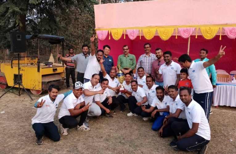 त्रिपुरा उदयपुर :- OTPC बिग बैश लीग क्रिकेट टूर्नामेंट के फाइनल मुकाबले में ऑपरेशन वाईपर ने एम आई एवेंजर्स को हराया ।