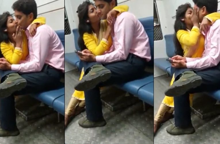 मुंबई लोकल ट्रेन में कपल के रोमांस, किस का वीडियो वायरल हो रहा है