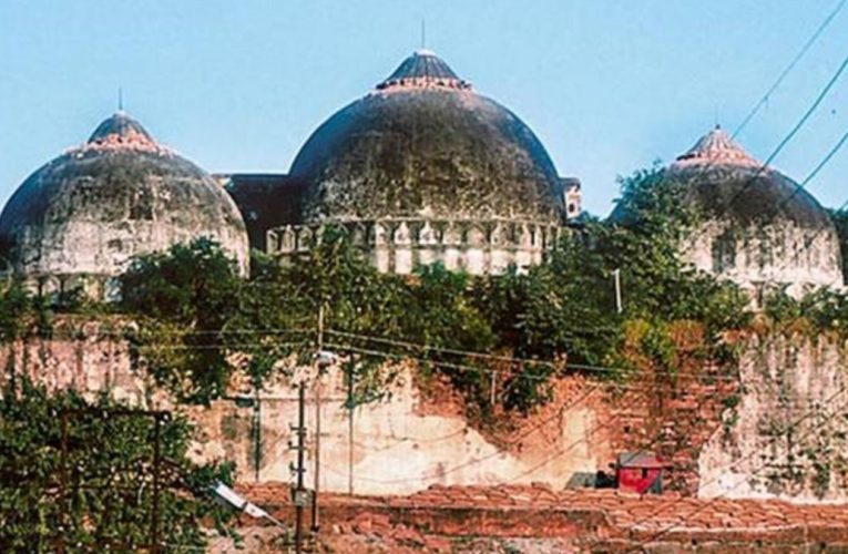 बाबरी मस्जिद की जगह अयोध्या की नई मस्जिद का नाम पैगंबर और उनके पिता के नाम पर रखा जाएगा, जो भारत की सबसे बड़ी मस्जिद बन जाएगी