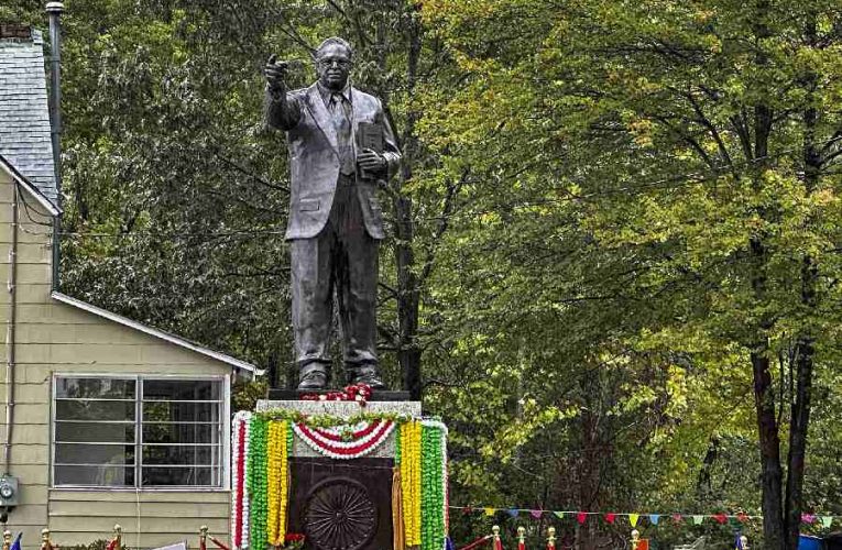 भारत के बाहर अंबेडकर की सबसे ऊंची प्रतिमा का अमेरिका में अनावरण किया गया
