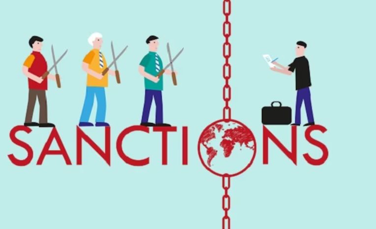 अमेरिका ने ईरान के साथ व्यापार के लिए भारत की तीन कंपनियों सहित एक दर्जन से अधिक कंपनियों पर प्रतिबंध लगाया