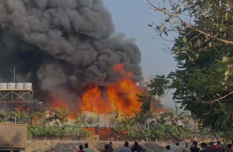 गुजरात के राजकोट में गेमिंग जोन में लगी भीषण आग में 27 लोगों में 9 बच्चों की मौत