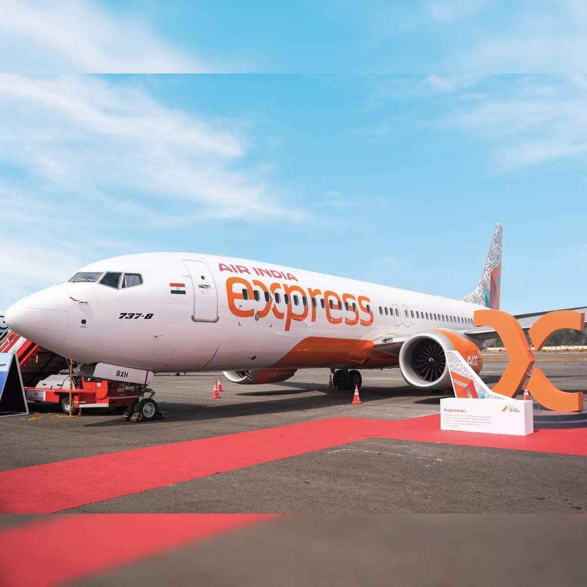 क्रू संकट के बीच एयर इंडिया एक्सप्रेस अगले कुछ दिनों में उड़ानें कम करेगी