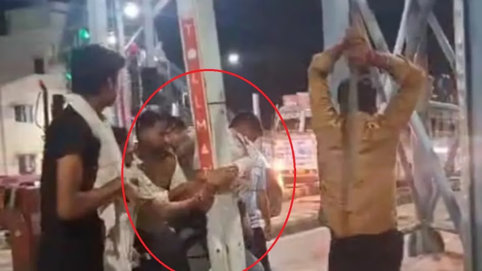 assaulting soldier at Meerut toll plaza