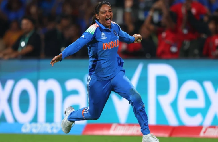 कप‍िल, धोनी और अब हरमनप्रीत… टीम इंडिया आज रचेगी इतिहास, क्या म‍िलेगा तीसरा ODI वर्ल्ड कप?